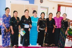 2 001