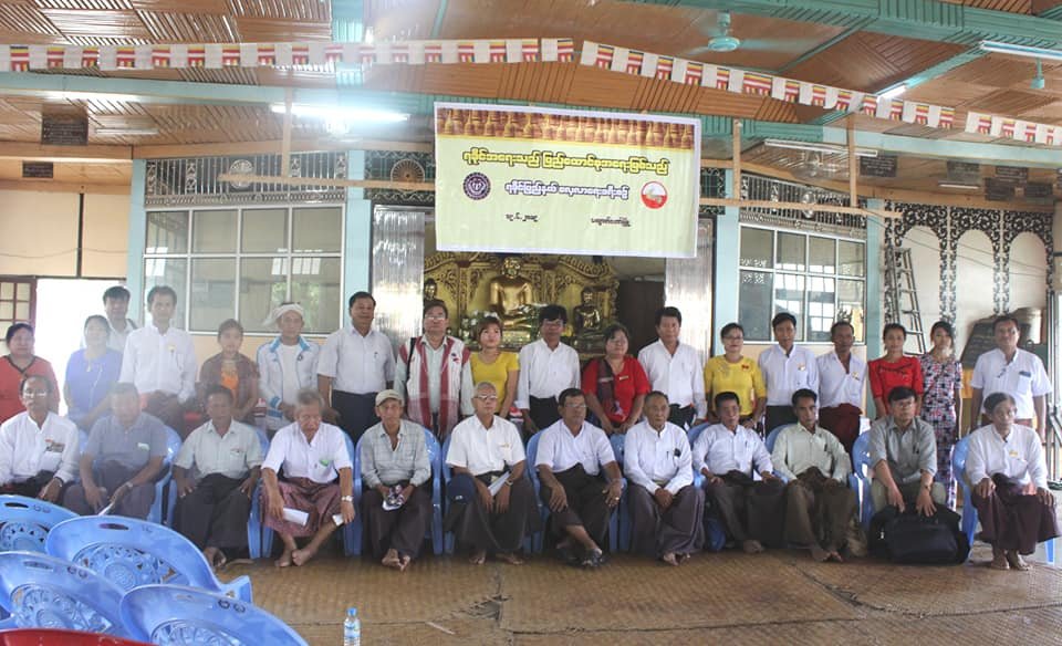 Meeting with Kyawtaw villagers (14)