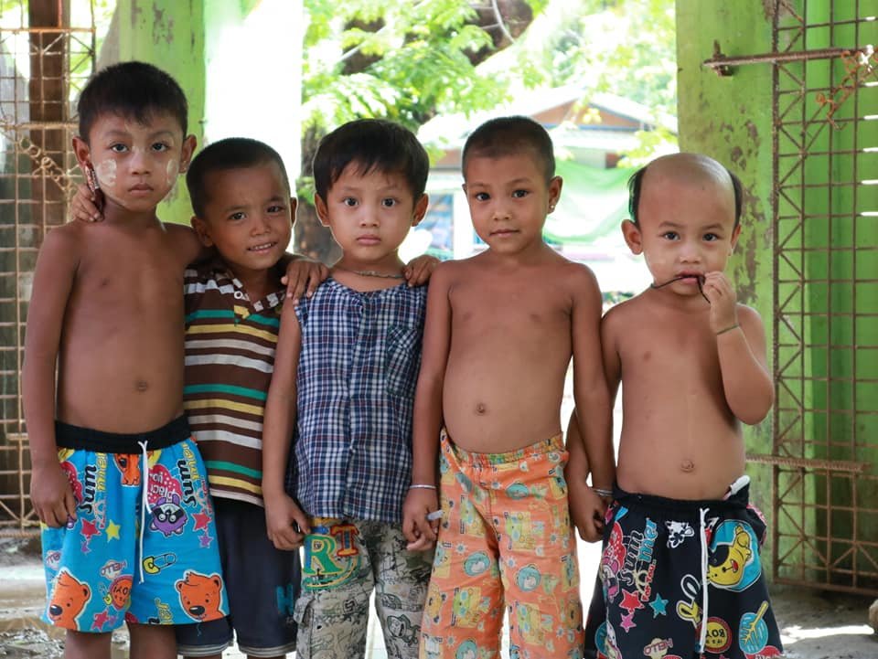 Meeting with Kyawtaw villagers (7)