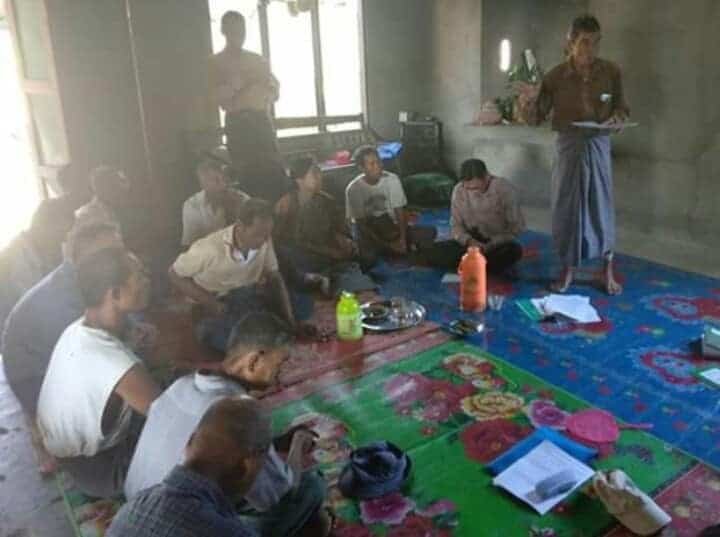 Organizing-Paukkhaung-Famer-Committee-3